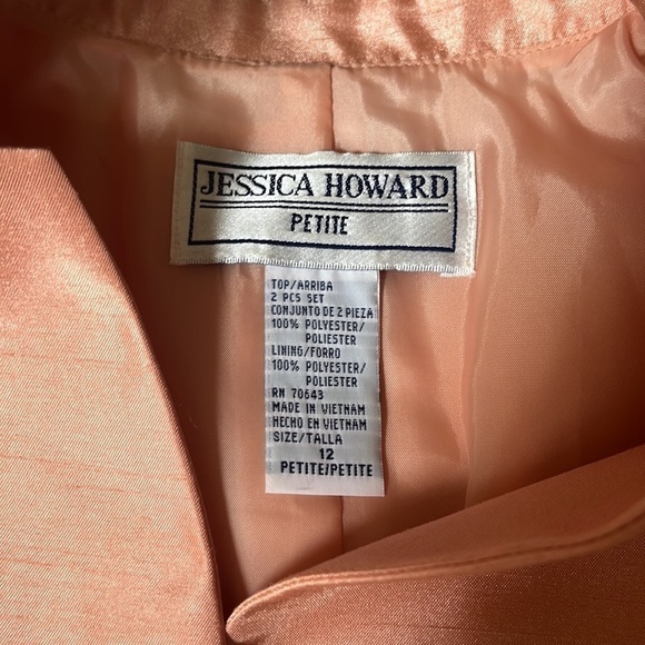 Woman's Vintage Peach Skirt Suit Size 12 Petite - Picture 3 of 7
